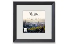 Peter Hadley Nina 20x20 cm schwarz, Holzrahmen mit Passepartout 13x13 cm