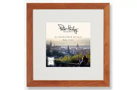 Peter Hadley Nina 20x20 cm braun, Holzrahmen mit Passepartout 13x13 cm