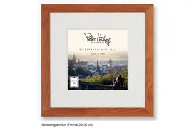 Peter Hadley Nina 30x30 cm braun, Holzrahmen mit Passepartout 15x15 cm