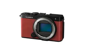 Panasonic Lumix DC-S9 Body Crimson Red